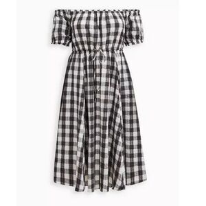 Off-Shoulder Peasant Midi Dress - Seersucker Gingham Gray and White